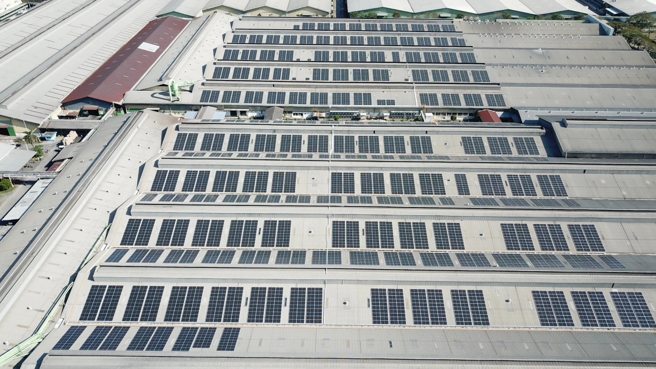 PT Indah Kiat Pulp and Paper Serang Solar Rooftop